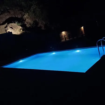 Tatil Evi Sato Vira Tas Evler *