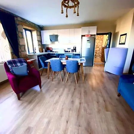Sato Vira Tas Evler Tatil Evi Ayvacik (Canakkale)